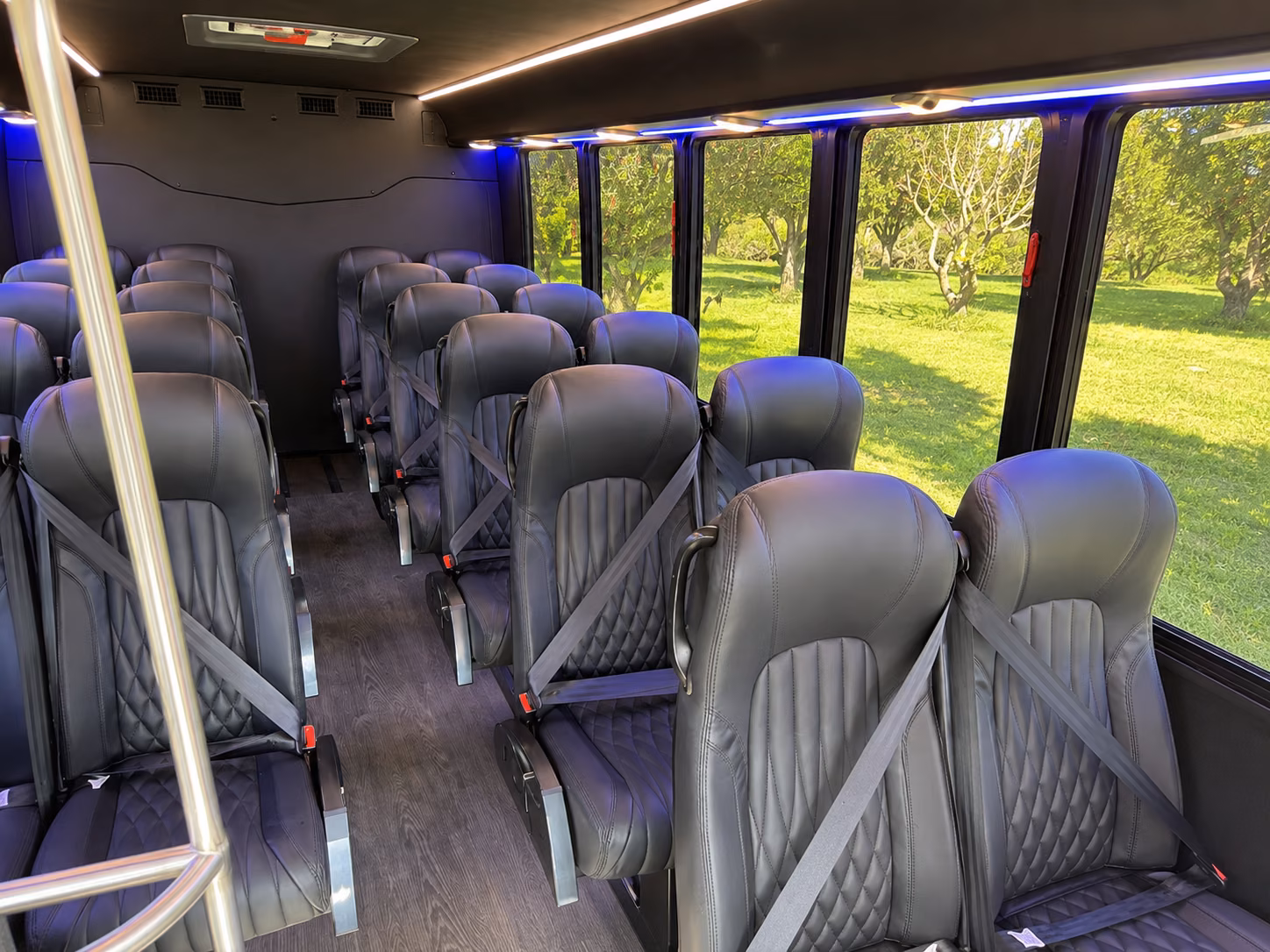 rochester 20 passenger minibus inside