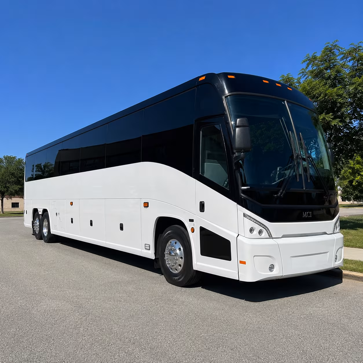 rochester 40 passenger charter bus