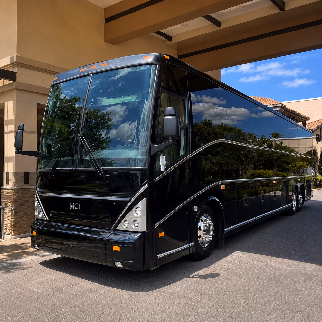 rochester airport charter bus rentals for corporate groups and conventions