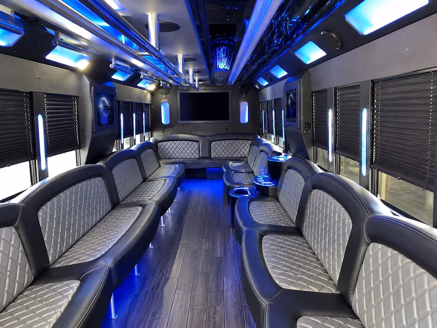 rochester buses for senior and accessibility focused congregation trips